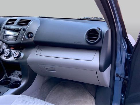 Used 2010 Toyota RAV4 4WD w/ Base L4 Extra Value Pkg image 17