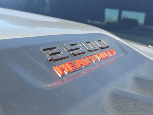 Used 2023 RAM 3500 Limited image 9