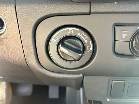 Certified 2025 Nissan Frontier PRO-4X w/ Interior Protection Package AWD/4WD image 20