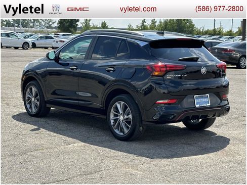 Certified 2023 Buick Encore GX Select w/ Sport Touring Package image 4