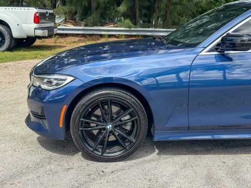 Used 2022 BMW 330i xDrive Sedan w/ Premium Package image 29