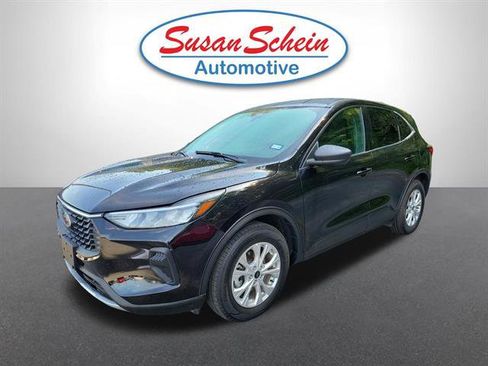 Used 2025 Ford Escape Active FWD image 1