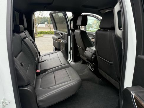 Used 2021 Chevrolet Silverado 2500 LT w/ Convenience Package image 51