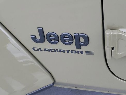 New 2026 Jeep Gladiator Sport image 8