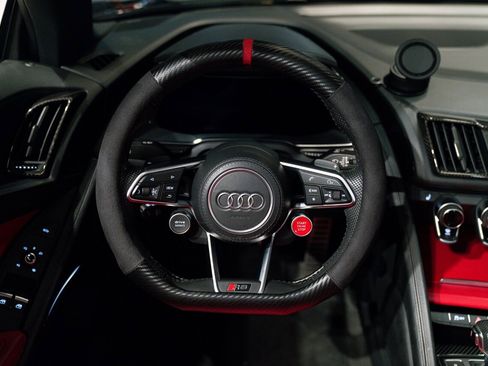 Used 2022 Audi R8 V10 w/ Carbon Exterior Package image 17