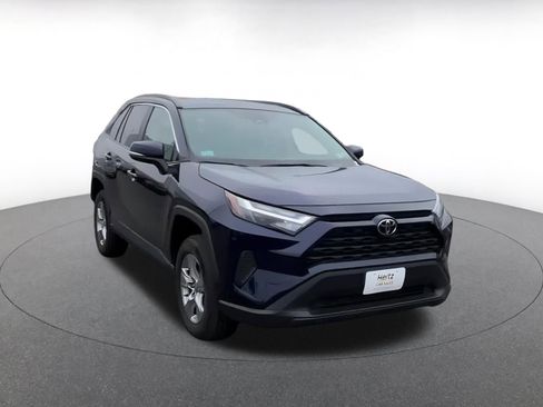 Used 2025 Toyota RAV4 XLE image 3