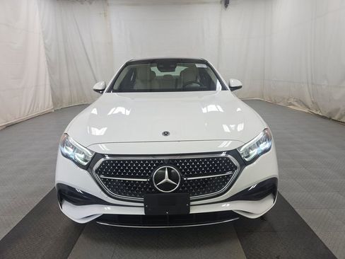 Used 2024 Mercedes-Benz E 350 4MATIC Sedan image 11