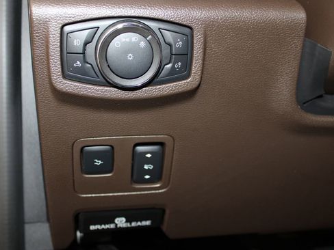 Used 2022 Ford F250 King Ranch w/ Tremor Off-Road Package AWD/4WD image 23