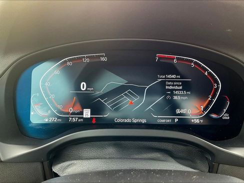 Used 2025 BMW X4 xDrive30i w/ Premium Package image 13