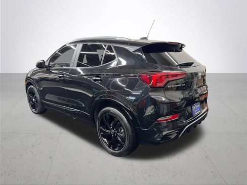 Used 2024 Buick Encore GX Sport Touring FWD image 3