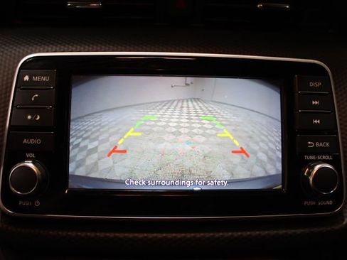 Used 2023 Nissan Kicks S FWD image 4