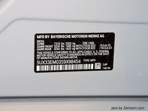 Certified 2025 BMW X7 M60i image 43