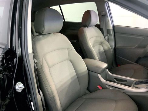 Used 2015 Kia Sportage LX FWD image 7