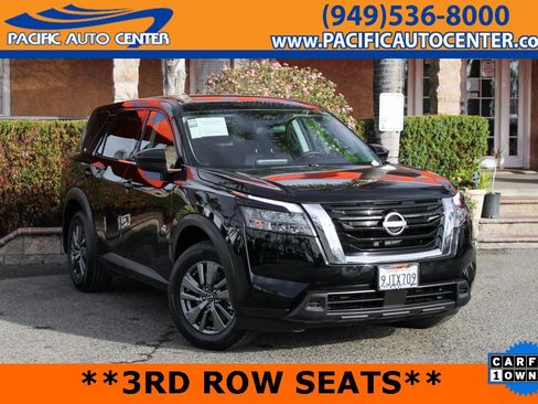 Used 2024 Nissan Pathfinder S image 1