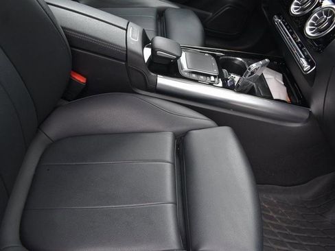 Used 2022 Mercedes-Benz GLA 250 GLA 250 image 24