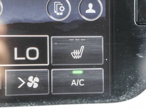 Used 2024 Subaru Outback Limited AWD/4WD image 28