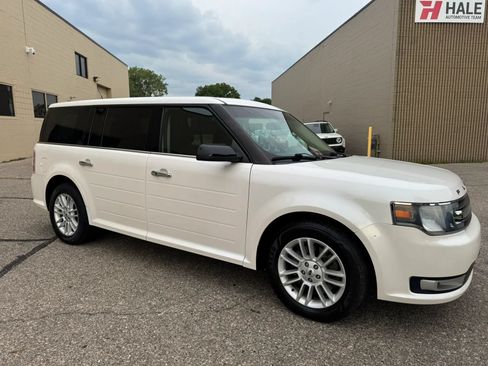 Used 2016 Ford Flex SEL AWD/4WD image 12