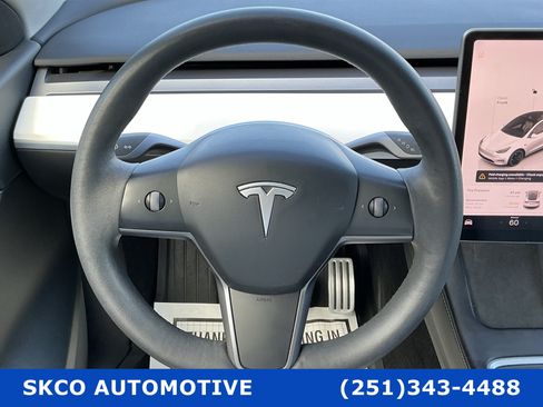 Used 2022 Tesla Model Y Performance AWD/4WD image 18