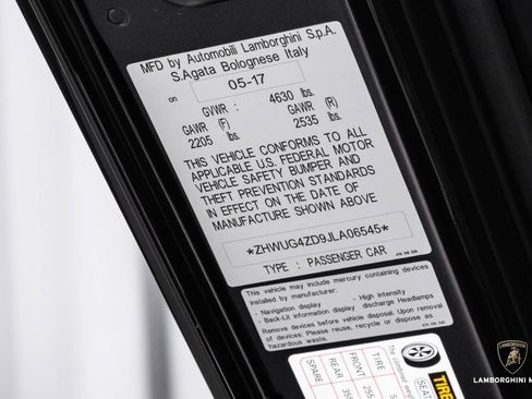 Used 2018 Lamborghini Aventador S image 68