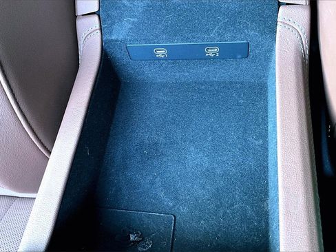 Used 2022 Audi A6 Premium Plus w/ Premium Plus Package image 16