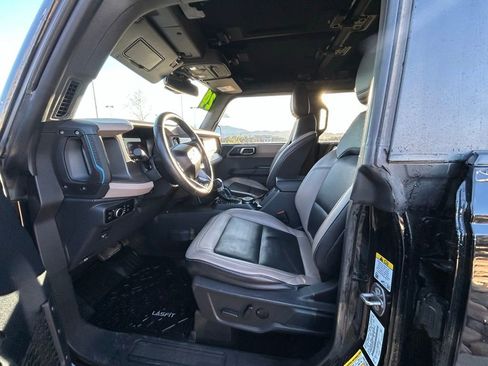 Used 2024 Ford Bronco Wildtrak AWD/4WD image 12