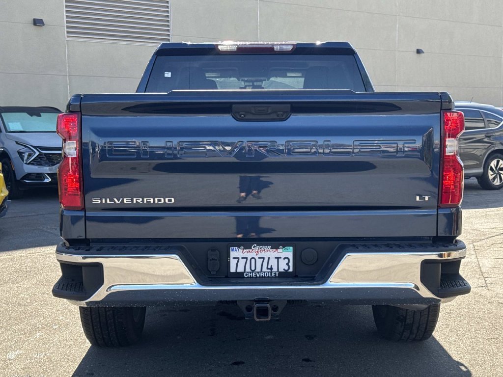 Used 2023 Chevrolet Silverado 1500 LT RWD image 3