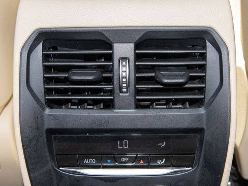 Used 2020 BMW 330i Sedan image 19