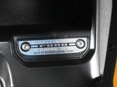 Used 2024 Ford Bronco Badlands w/ Sasquatch Package image 17