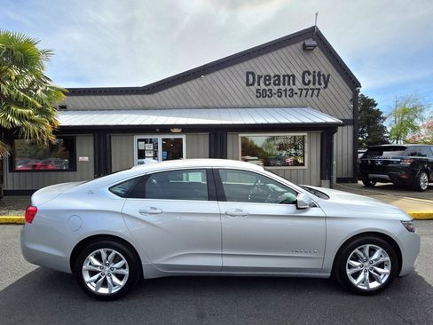 Used 2018 Chevrolet Impala LT FWD image 2