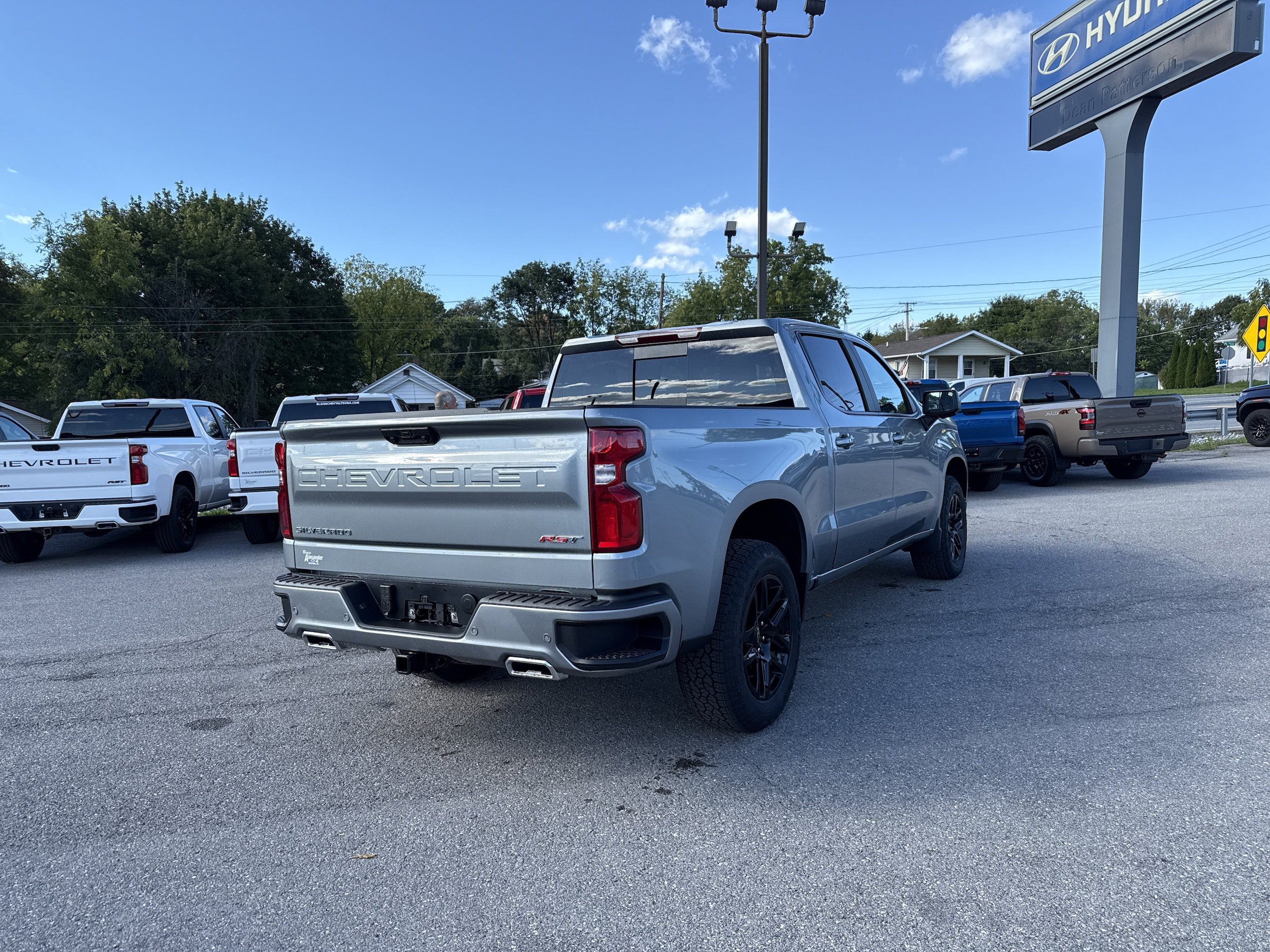 New 2026 Chevrolet Silverado 1500 RST w/ RST All Star Premium Package AWD/4WD image 3