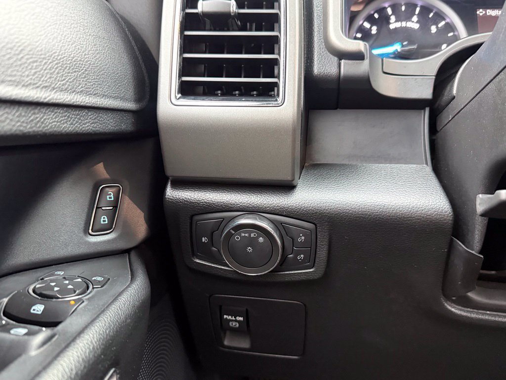 Used 2021 Ford Expedition XLT RWD image 13