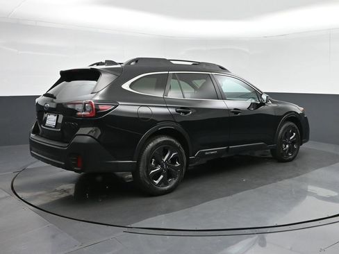 Used 2020 Subaru Outback Onyx Edition XT image 7