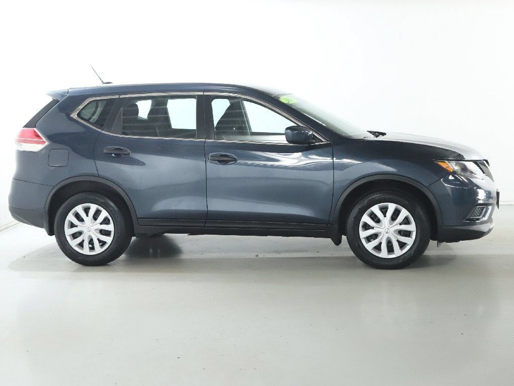 Used 2016 Nissan Rogue S FWD image 12