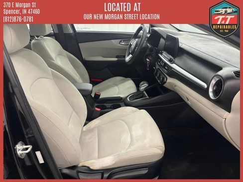 Used 2023 Kia Forte LXS w/ LXS Technology Package FWD image 34