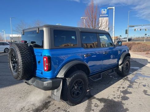 Used 2023 Ford Bronco Wildtrak image 3