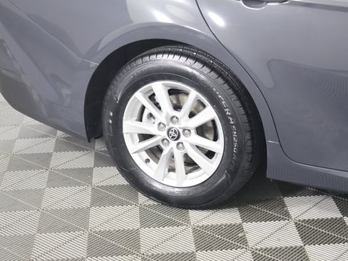 Used 2025 Toyota Camry LE image 54