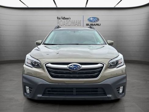 Used 2022 Subaru Outback Premium image 12