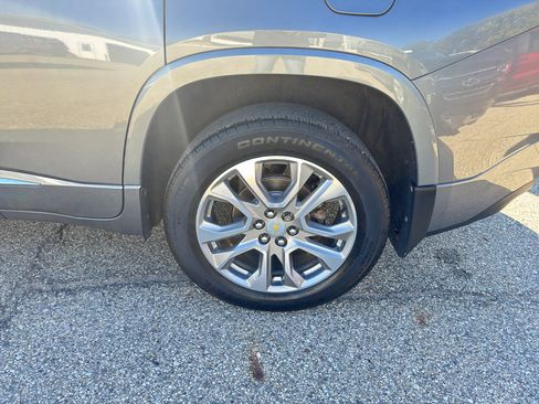 Used 2020 Chevrolet Traverse Premier image 7