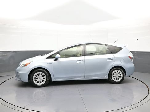 Used 2012 Toyota Prius V Three FWD image 9