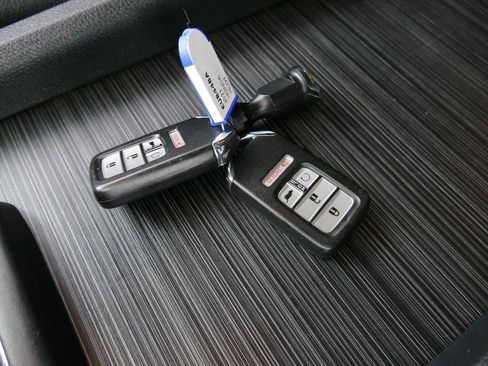 Used 2021 Honda Pilot Special Edition image 12