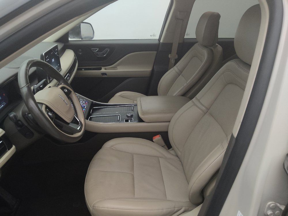 Used 2020 Lincoln Aviator Reserve w/ Equipment Group 201A RWD image 17