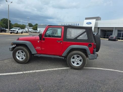 Used 2010 Jeep Wrangler Sport AWD/4WD image 6