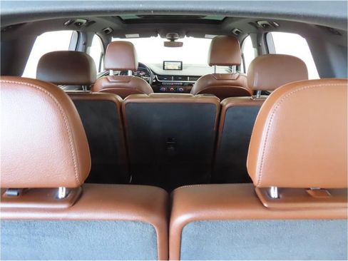 Used 2018 Audi Q7 3.0T Premium Plus w/ Premium Plus Package image 21