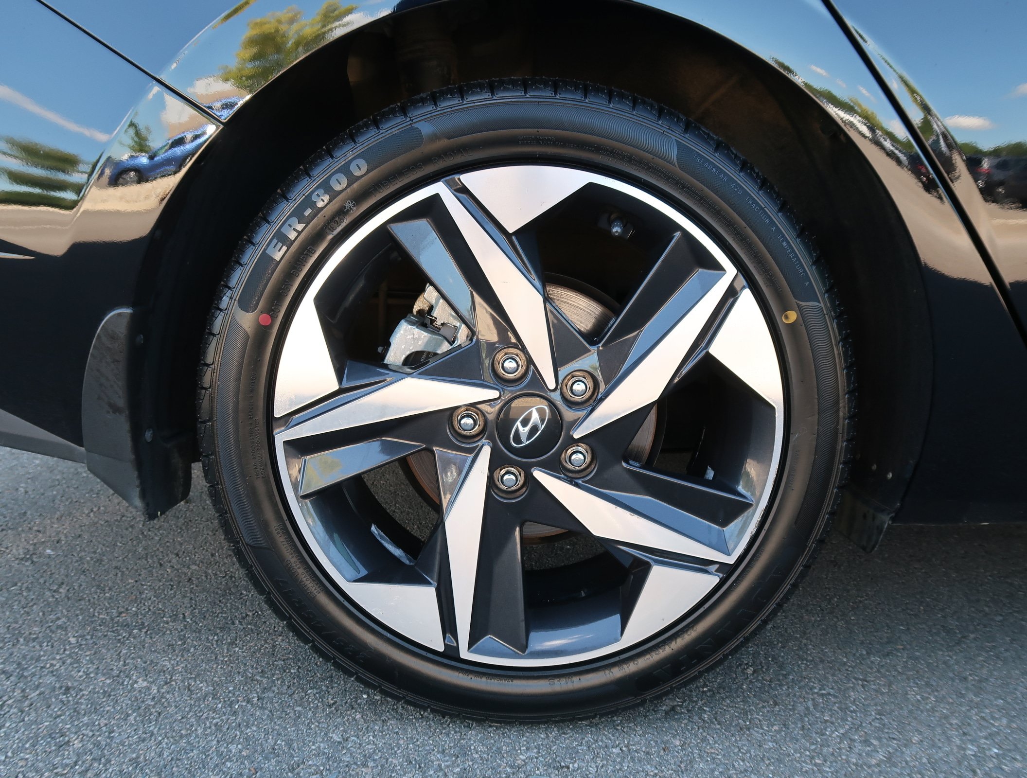 Used 2023 Hyundai Elantra SEL w/ Convenience Package FWD image 41