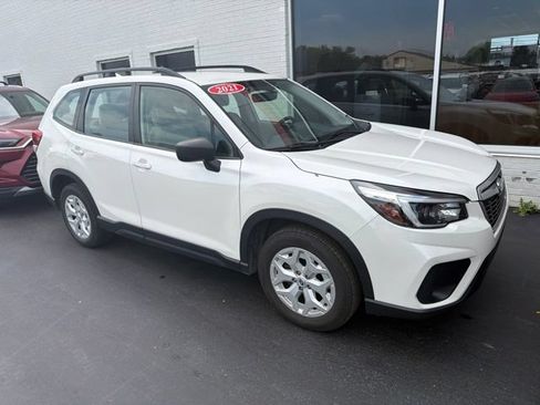Used 2021 Subaru Forester AWD/4WD image 2