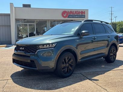 Used 2022 Kia Sorento S w/ Panoramic Sunroof Package