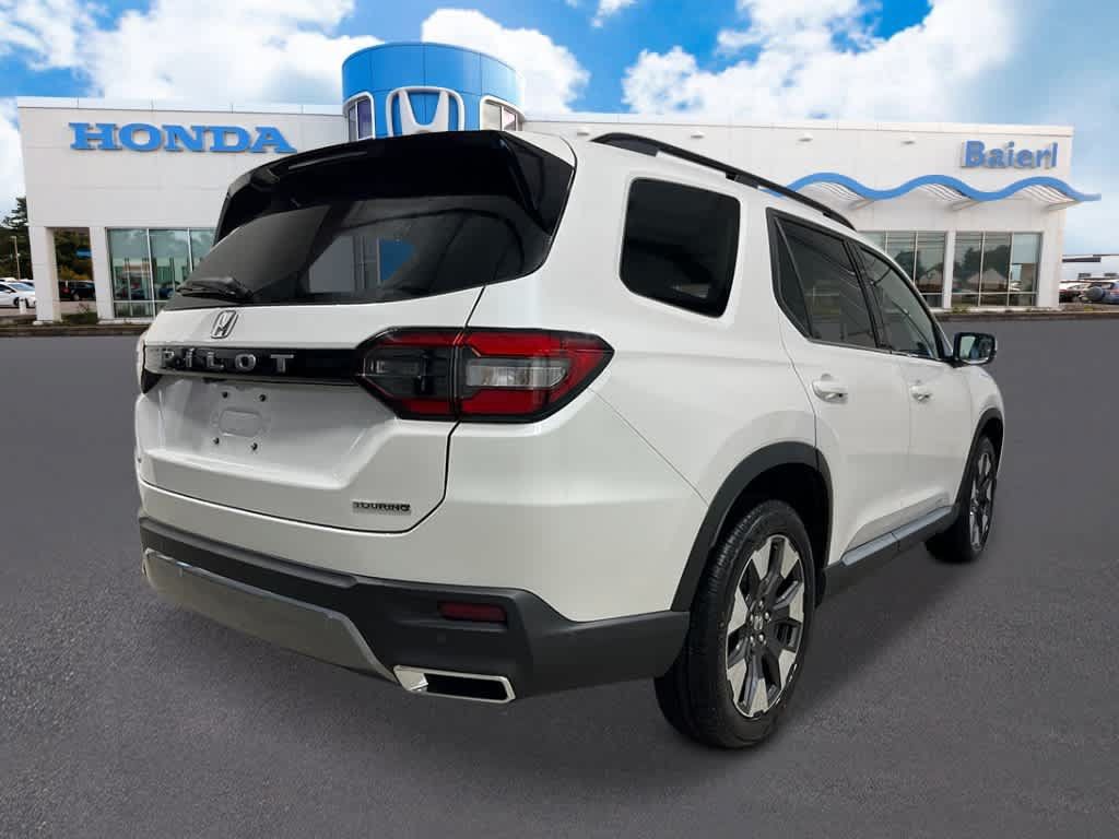 New 2026 Honda Pilot Touring image 5