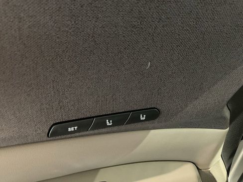 New 2026 Kia Carnival EX FWD image 10