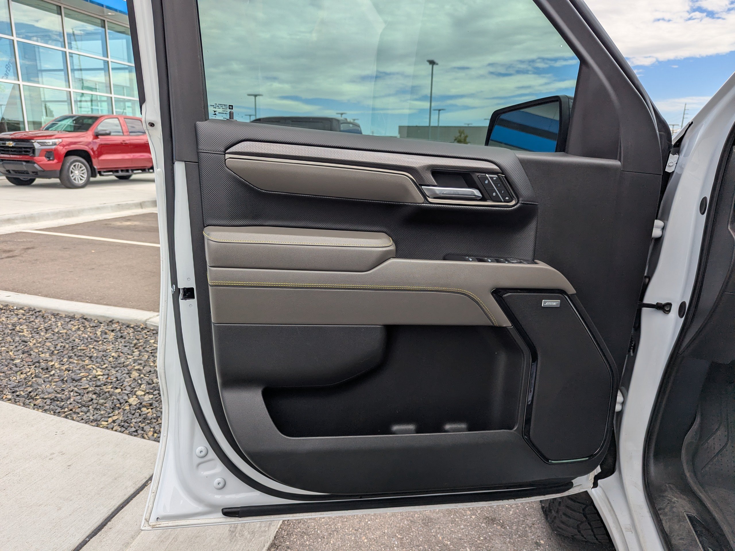 Certified 2024 Chevrolet Silverado 1500 ZR2 AWD/4WD image 10