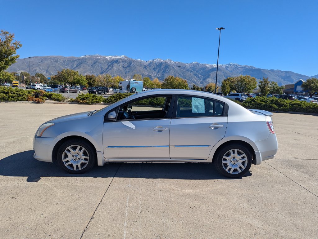 Used 2012 Nissan Sentra 2.0 S FWD image 7
